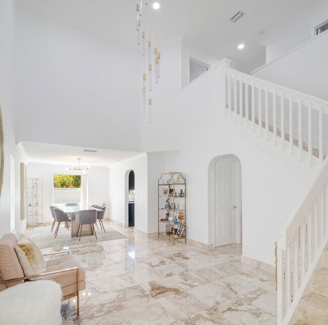 Foto del edificio - 1298 NW 192nd Terrace