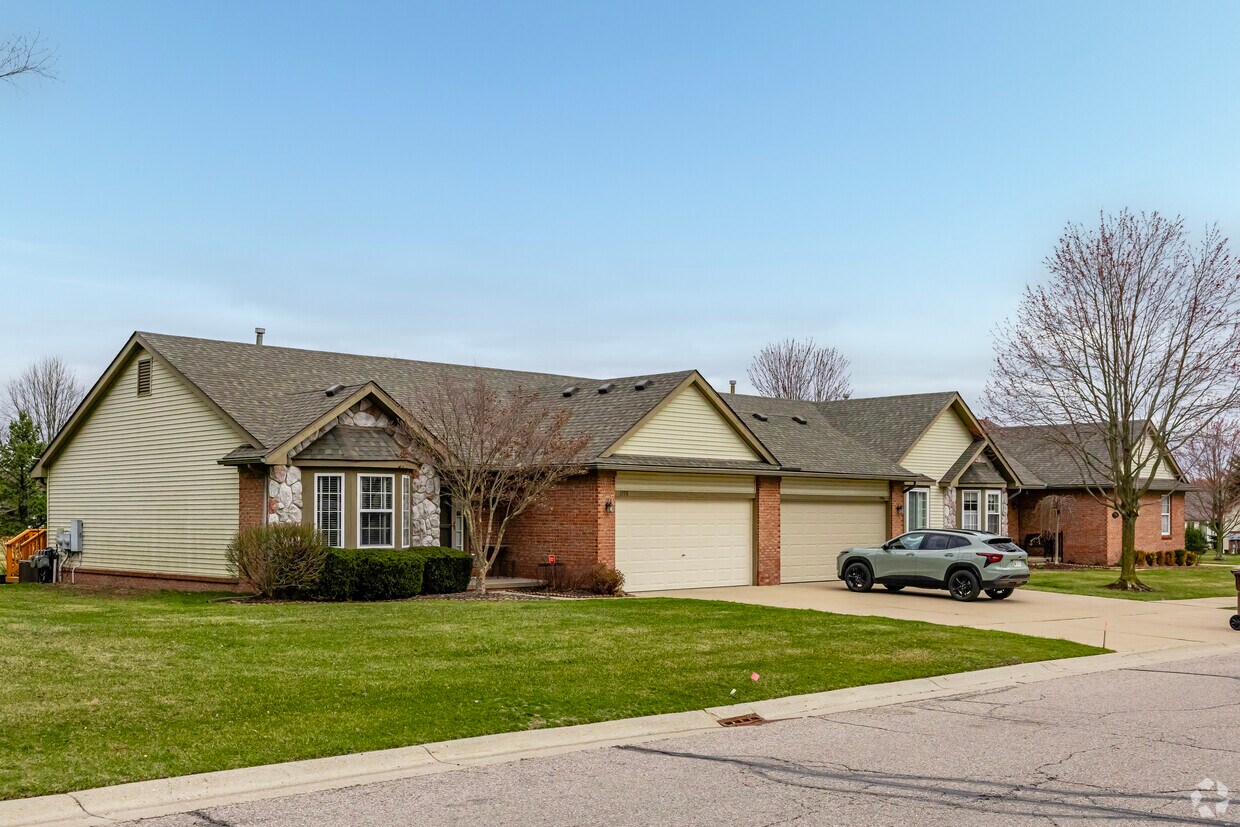 Foto principal - Bromley Park Condominiums