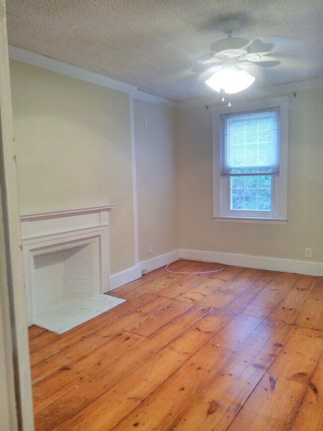 Habitación - 428 Main St