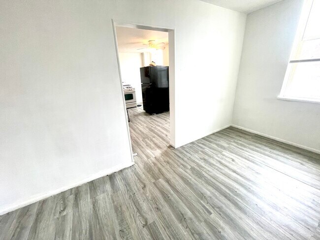 Foto del edificio - 5001 Idaho Ave