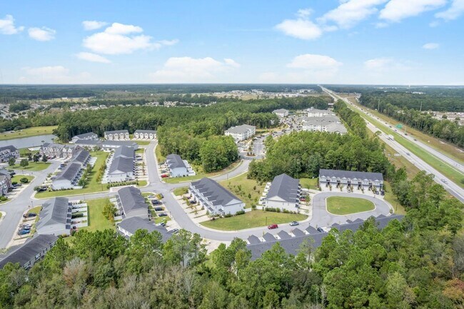 Foto del edificio - Furnished rental/Short Term Available