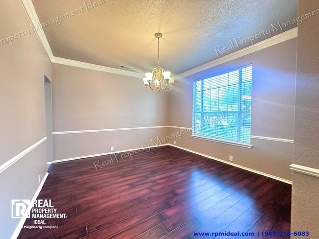 Building Photo - 8801 Vernon Ct