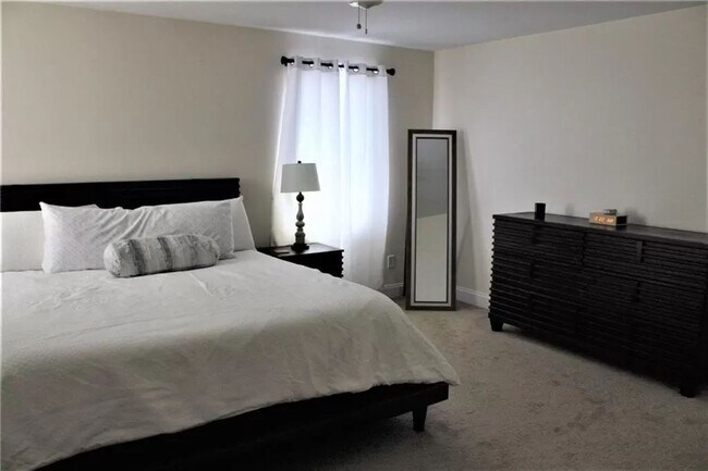 Master Bedroom - 55 Eliot Ave