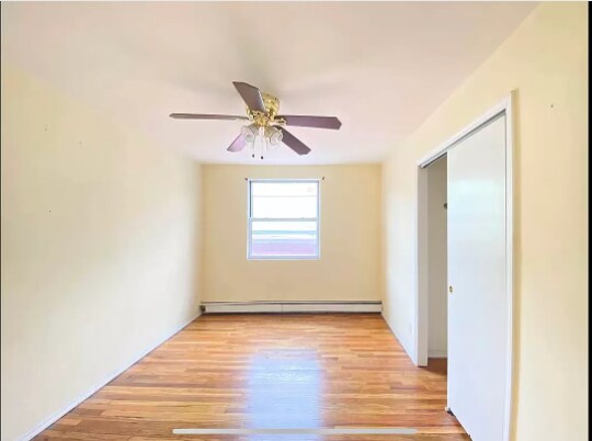 Foto del edificio - 439 E 21st St
