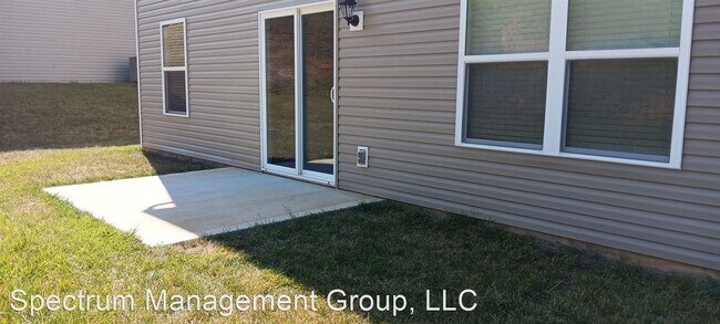 Building Photo - 3 br, 2.5 bath House - 784 Morelock Rd