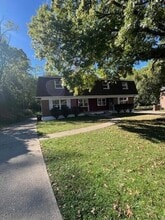 Building Photo - 106 Park Pl