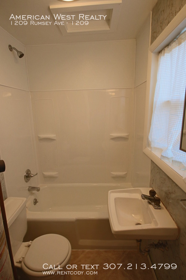 Foto del edificio - Downtown apartment