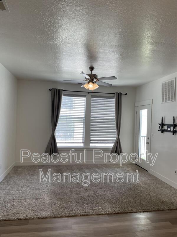 Building Photo - 1772 W Terra Vista Ln