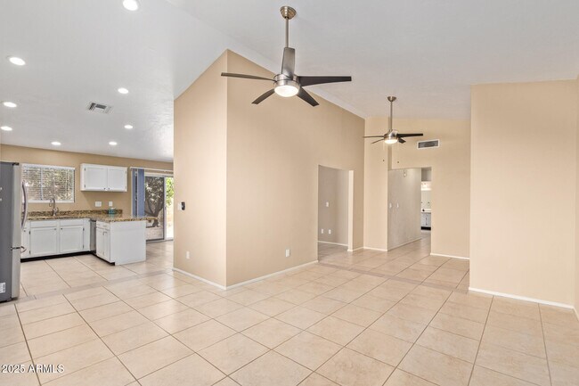 Building Photo - 15457 N 63rd St