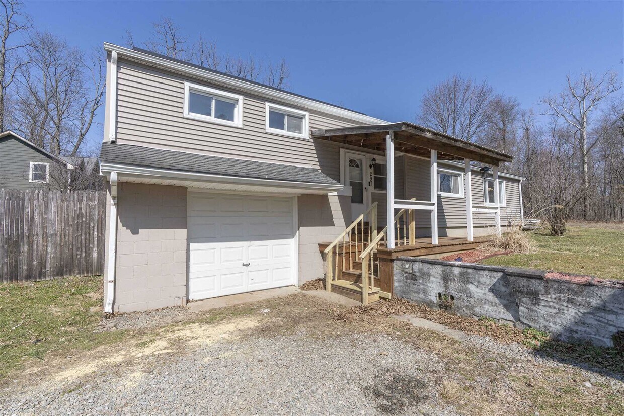 297 Baxtertown Rd, Fishkill, NY 12524 House Rental in Fishkill, NY