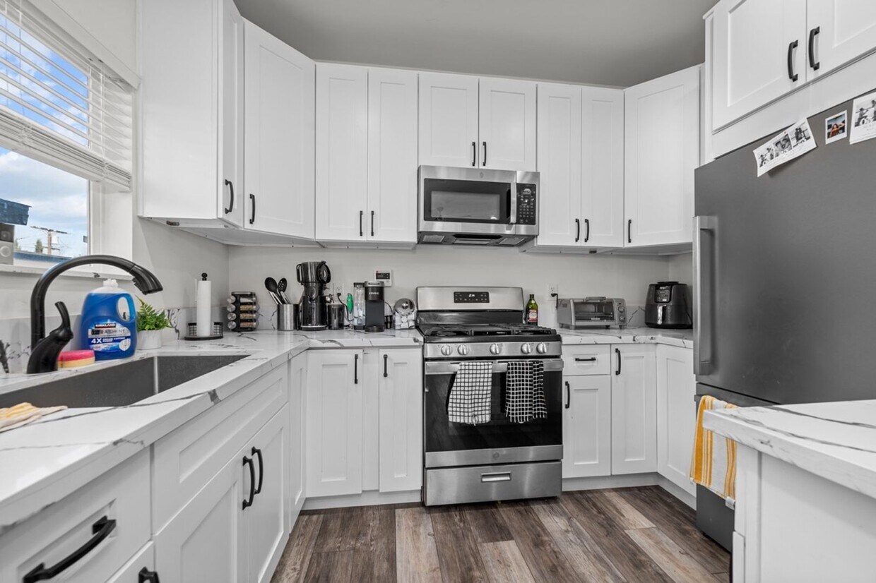 Foto principal - 5161 Brockbank Pl