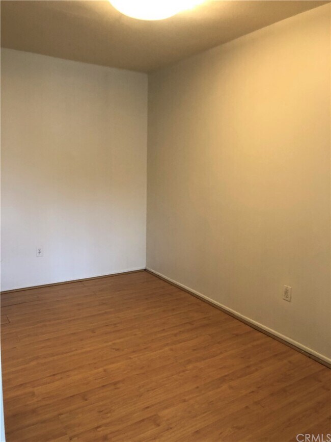 Building Photo - 6351 Riverside Dr