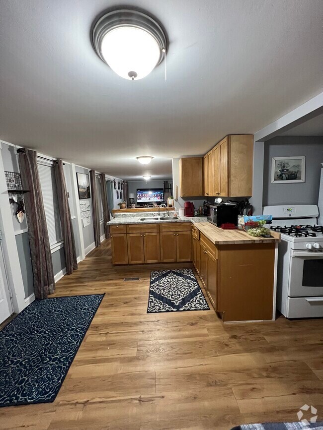 Apartments for Rent in Lyndon VT 9 Rentals