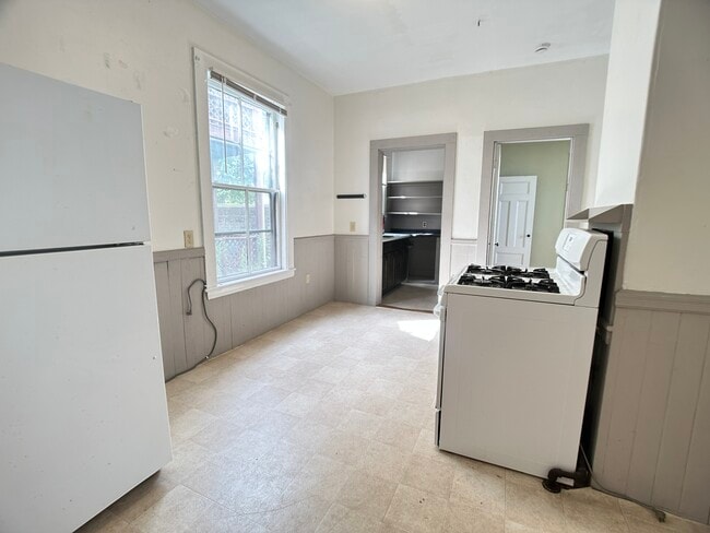 Building Photo - 55 Rindge Ave