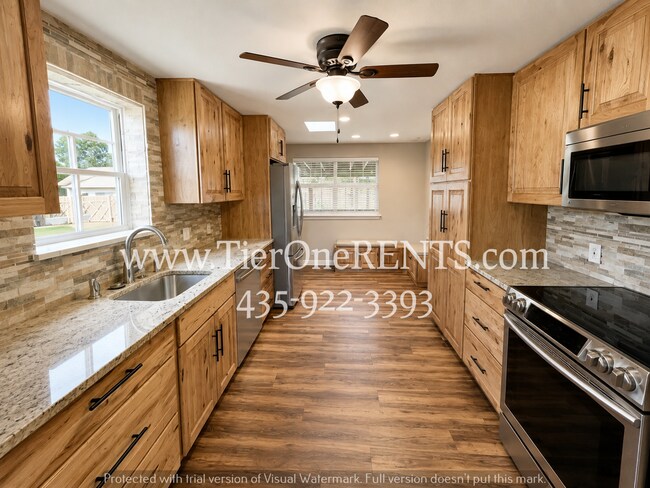 Foto del edificio - This property offers a NO DEPOSIT option available for qualified renters!