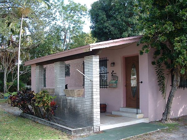 Building Photo - 1012 W Las Olas Blvd