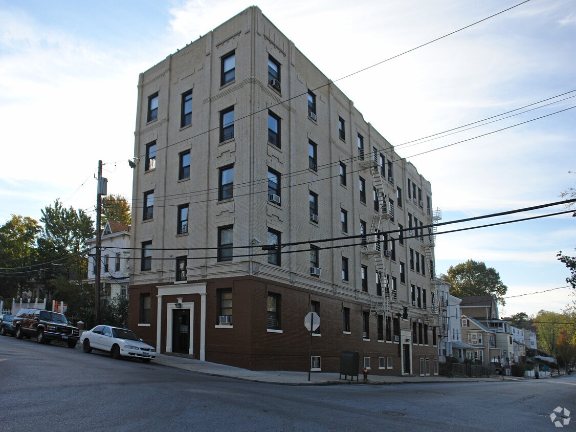 Primary Photo - 60 Post St