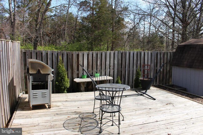 Building Photo - 6827 Heatherway Ct