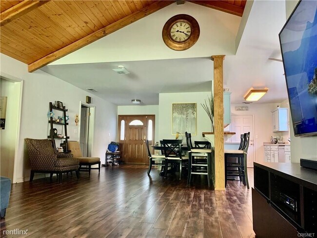 Foto del edificio - 3 br, 2 bath House - 7049 Tunney Ave