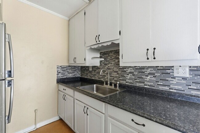 Foto del edificio - 3226 E Bermuda St