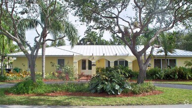 Building Photo - 11125 SW 73rd Ct