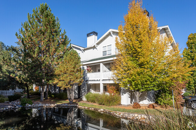 Building Photo - River Quarry Apartments