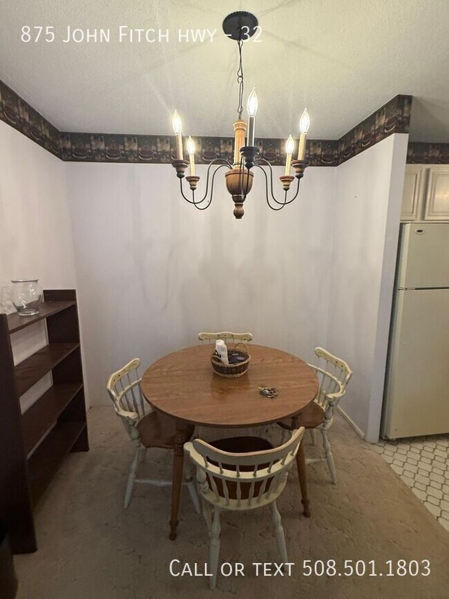 Foto del edificio - 875 John Fitch Hwy