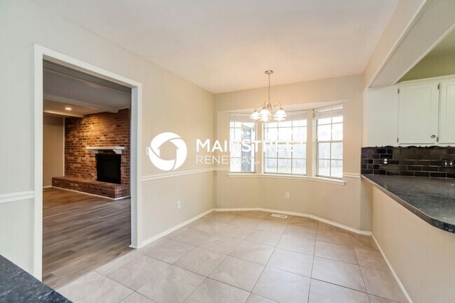 Foto del edificio - 3 Bedroom Pet-Friendly Home in OKLAHOMA CITY, OK with Main Street Renewal