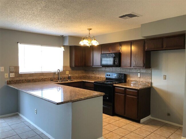 Building Photo - 12162 Huntington Venture Dr