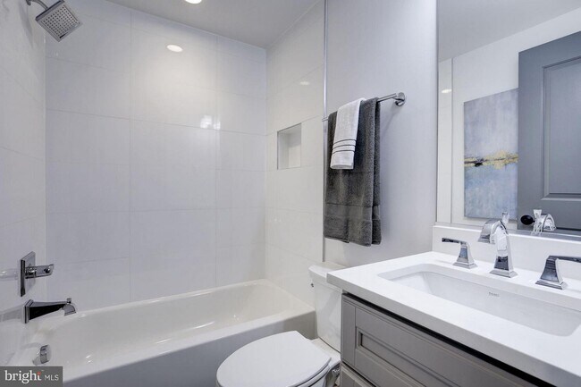 Foto del edificio - 3924 W St NW