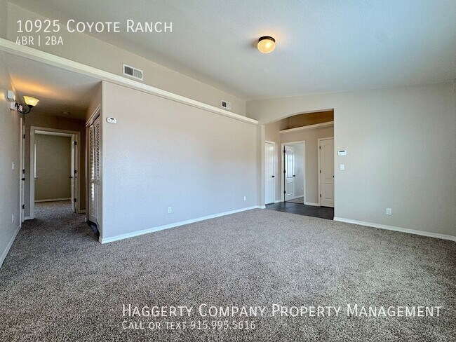 Foto del edificio - 10925 Coyote Ranch Ln