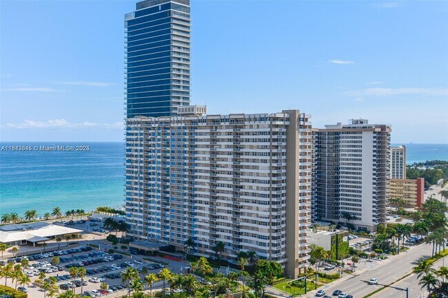 Foto del edificio - 1980 S Ocean Dr