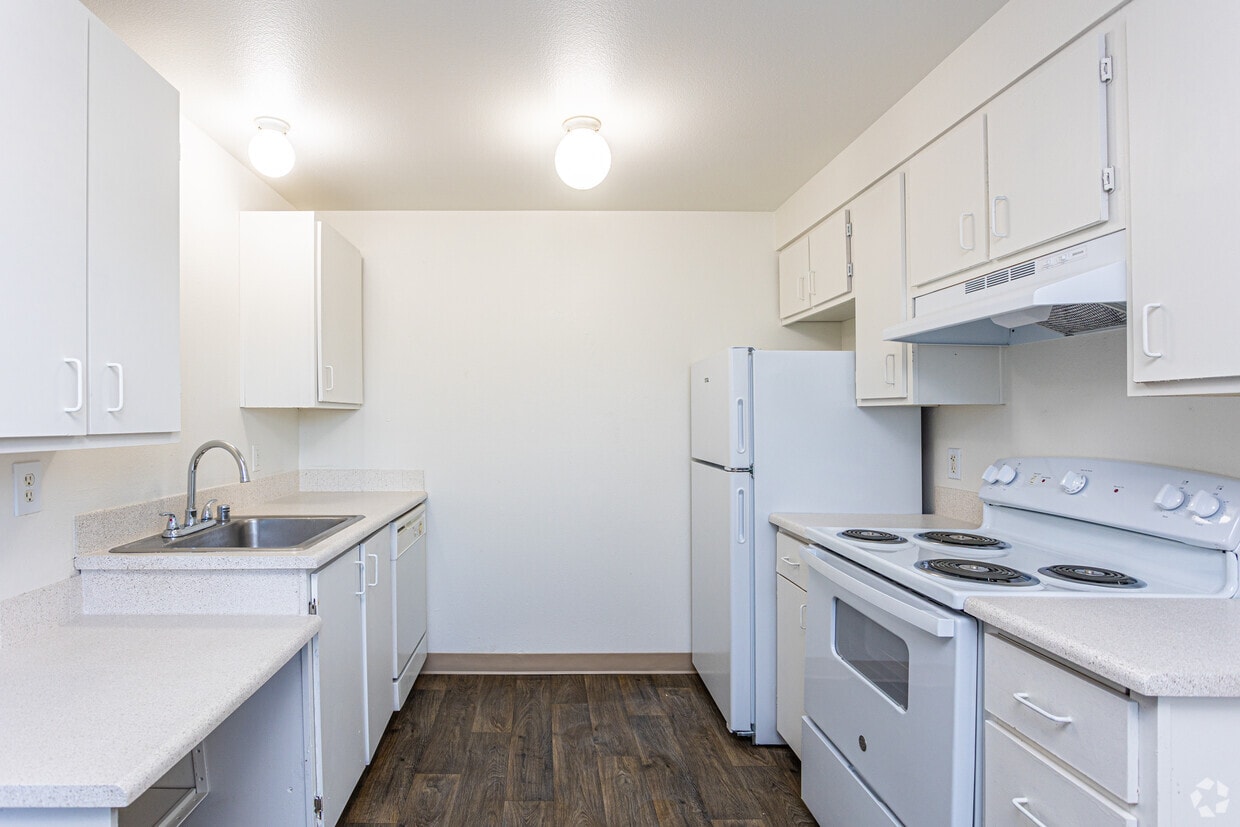 Alderbrook Apartments Apartments in Kent, WA