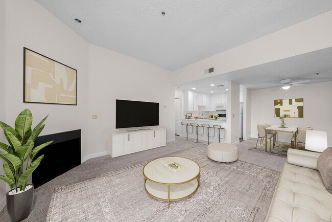 Interior Photo - Diplomat Apartments