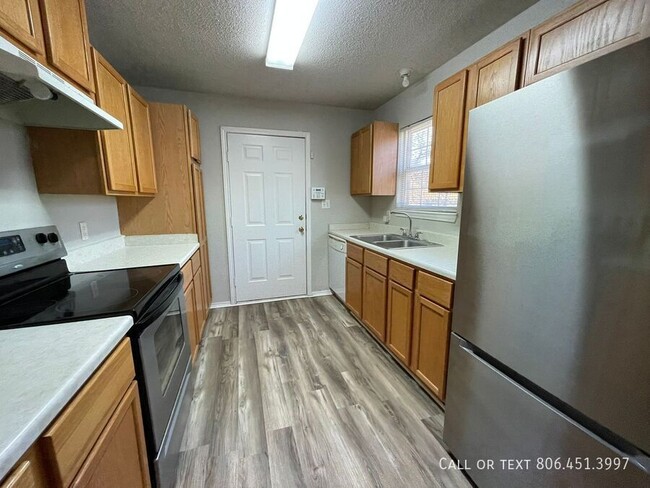 Foto del edificio - 3 Bedroom, 1.5 Bath Home in North Lubbock