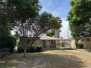 Building Photo - 18210 Vanowen St