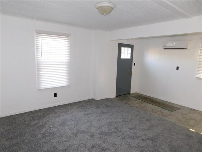 Photo - 517 Euclid Ave Apartment