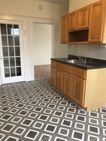 Kitchen with walk-in closet/pantry - 267 Lanza Ave