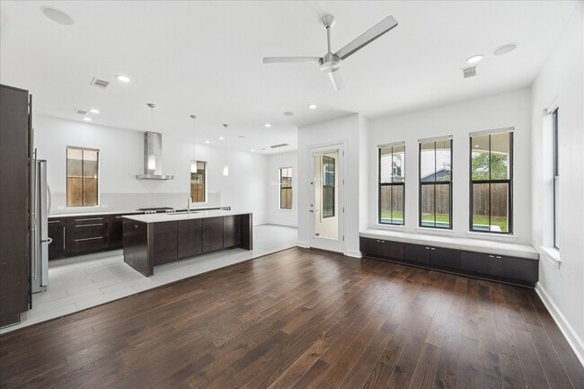 Foto del edificio - 2011 Colorado St