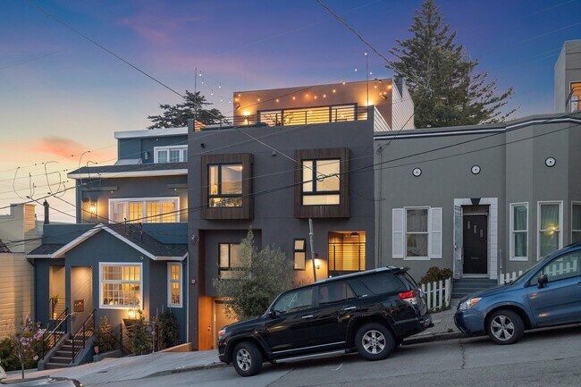 Building Photo - 815 Lyon St