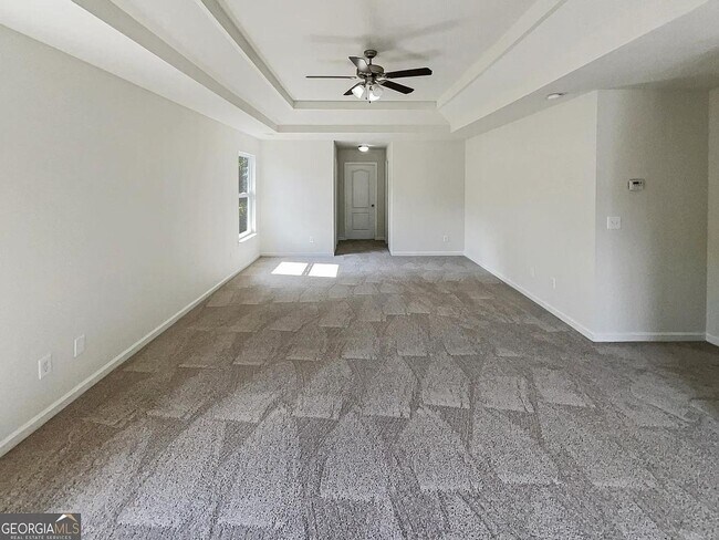 Foto del edificio - 5 Bedroom Single Family Home in Braselton