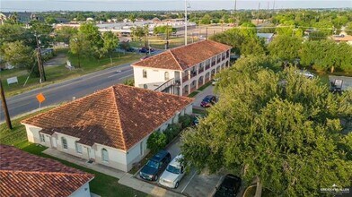 Building Photo - 606 Buena Vista Dr