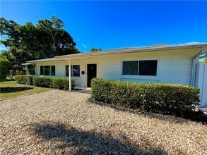 Building Photo - 905 13th St N