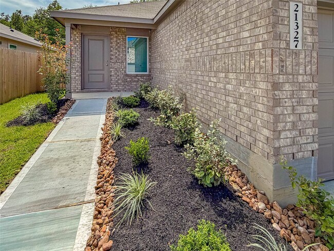 Foto del edificio - 21327 Patton Hills Ln
