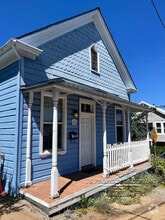 Building Photo - 402 Richardson St
