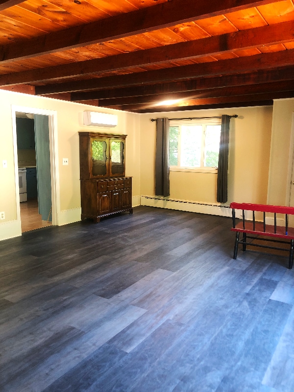 10 Oyster River Rd, Durham, NH 03824 Room for Rent in Durham, NH