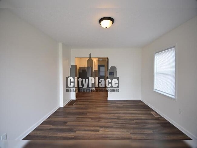 Foto del edificio - 3750 Hillside Ave