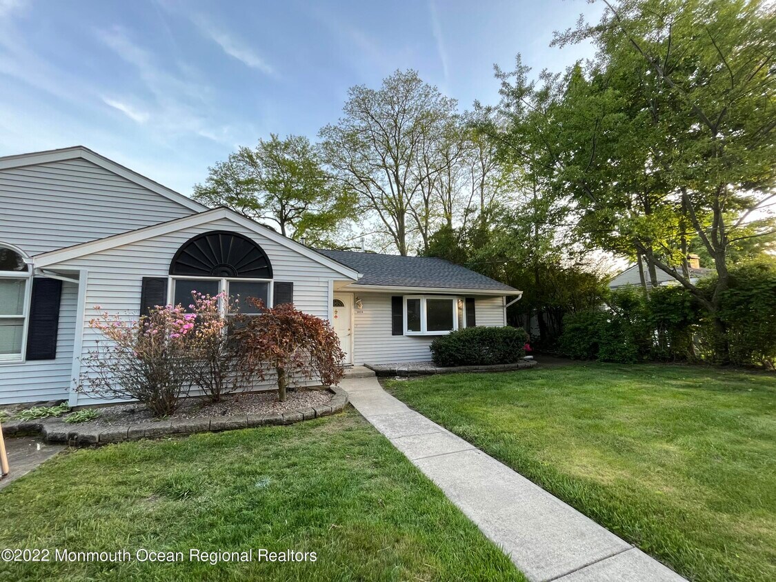 Foto principal - 1024 Raymere Ave