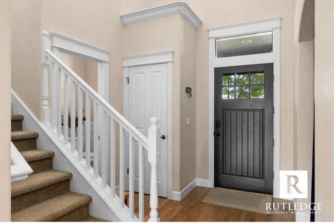 Foto del edificio - STUNNING 4 Bed/3.5 Bath Home in Talent!!!