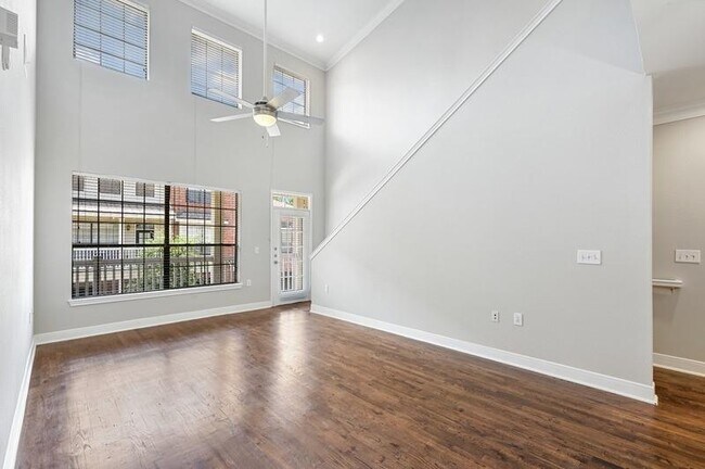 Building Photo - 15200 Memorial Dr